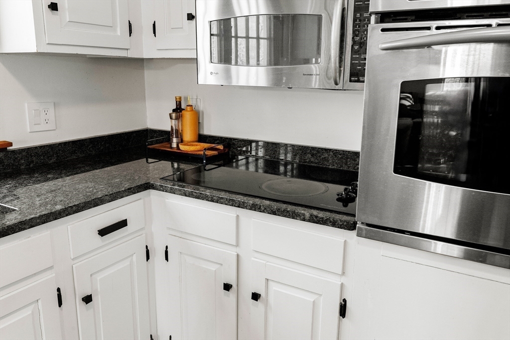 14 Sawmill Brook Road West Newbury, MA 01985 - Photo 8 of 42