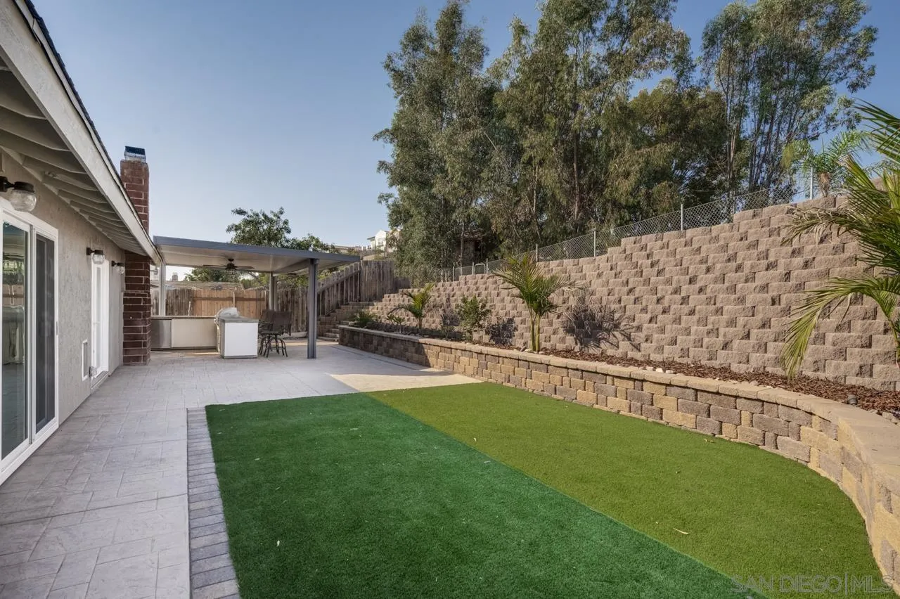 10224 Pebble Beach Drive Santee, CA 92071 - Photo 28 of 30