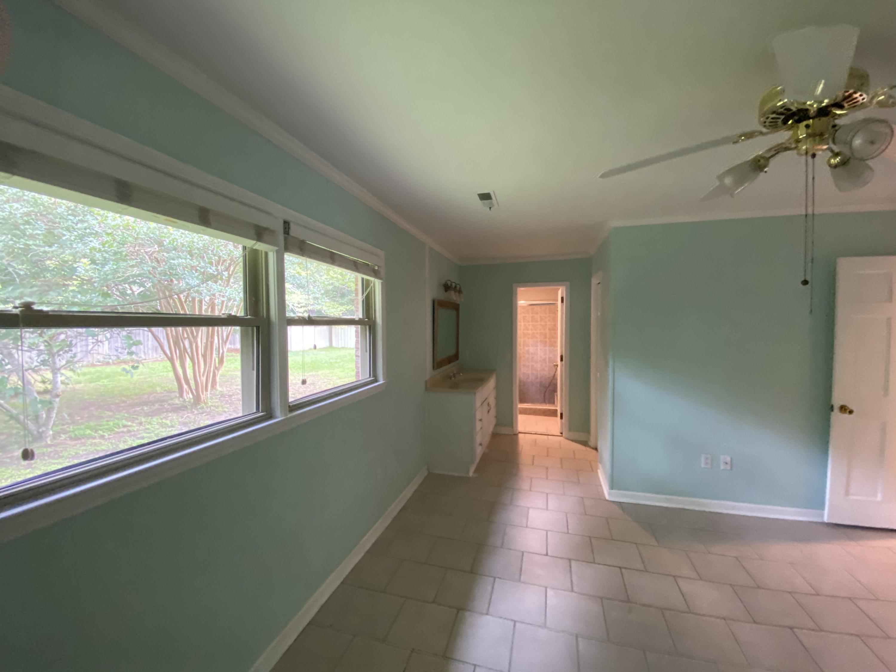 1824 Banbury Road Charleston, SC 29414 - Photo 14 of 25 nxacK6HjTZOMzDpSCIGtpA