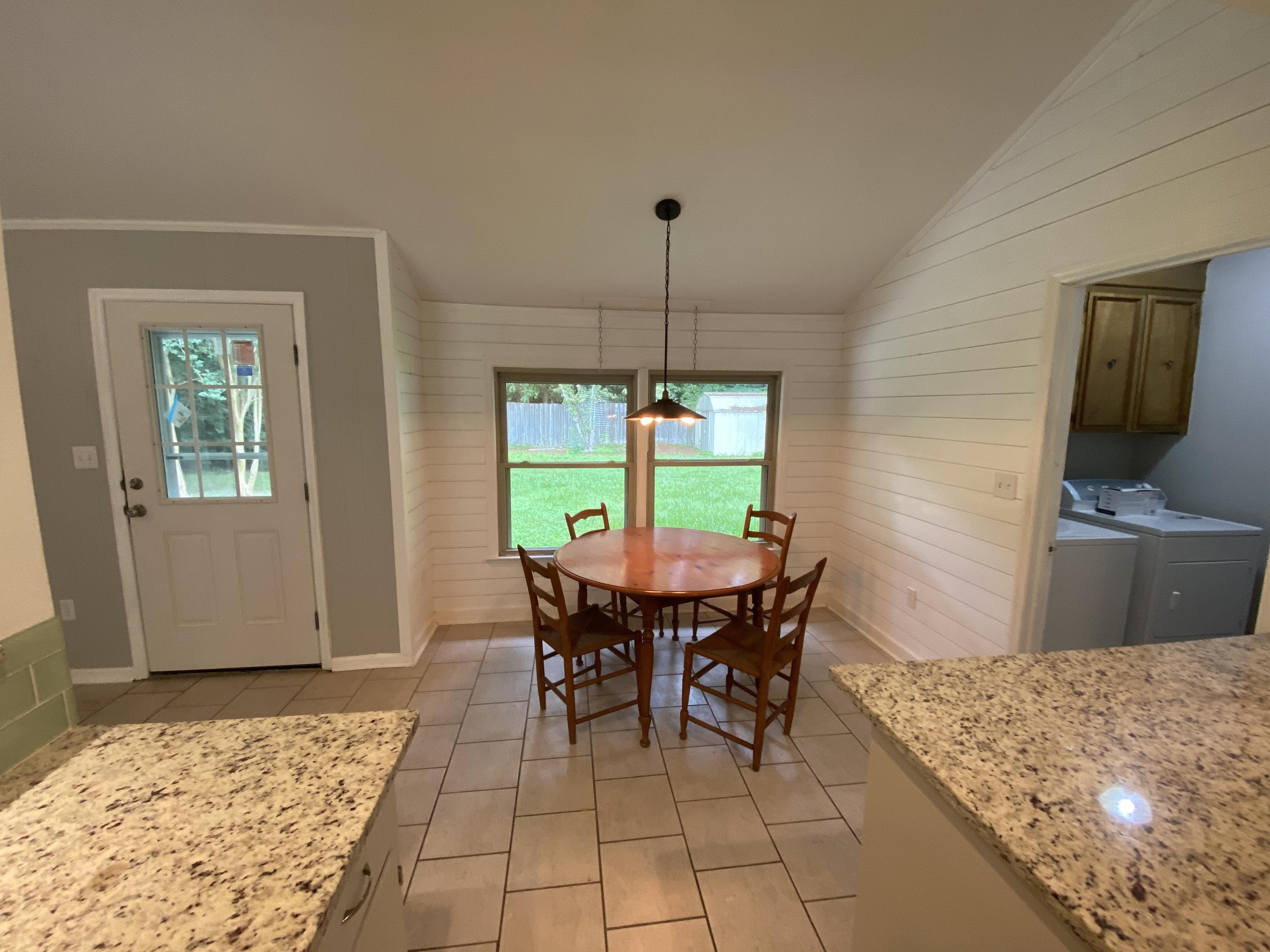 1824 Banbury Road Charleston, SC 29414 - Photo 3 of 25 RHVA1HOvSbqiUXULI2PjhQ