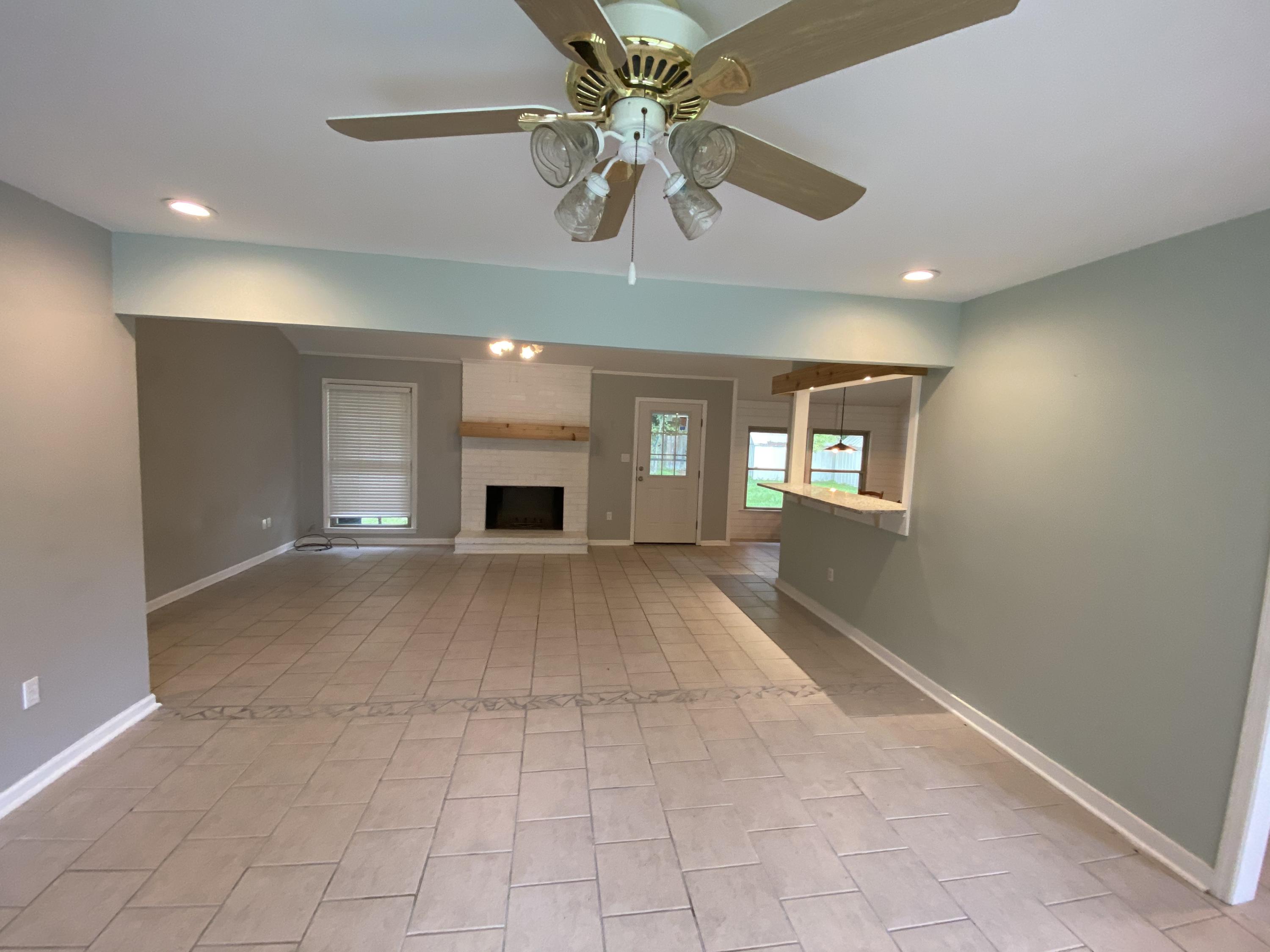 1824 Banbury Road Charleston, SC 29414 - Photo 5 of 25 LUqvR%yETraJoQJuY4MG3Q