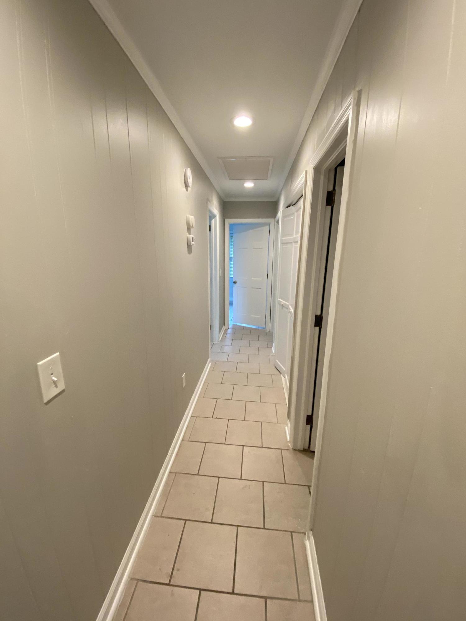 1824 Banbury Road Charleston, SC 29414 - Photo 10 of 25 PdR7Q%uiTKOEee8WgjHgUg