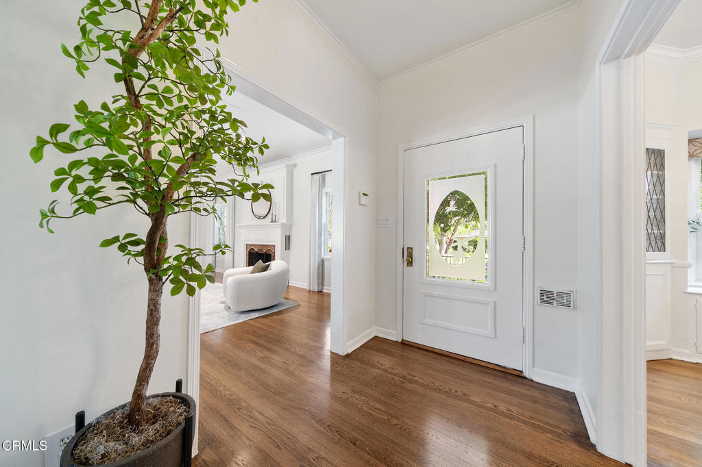 3597 Yorkshire Road Pasadena, CA 91107 - Photo 6 of 55 DSC00308