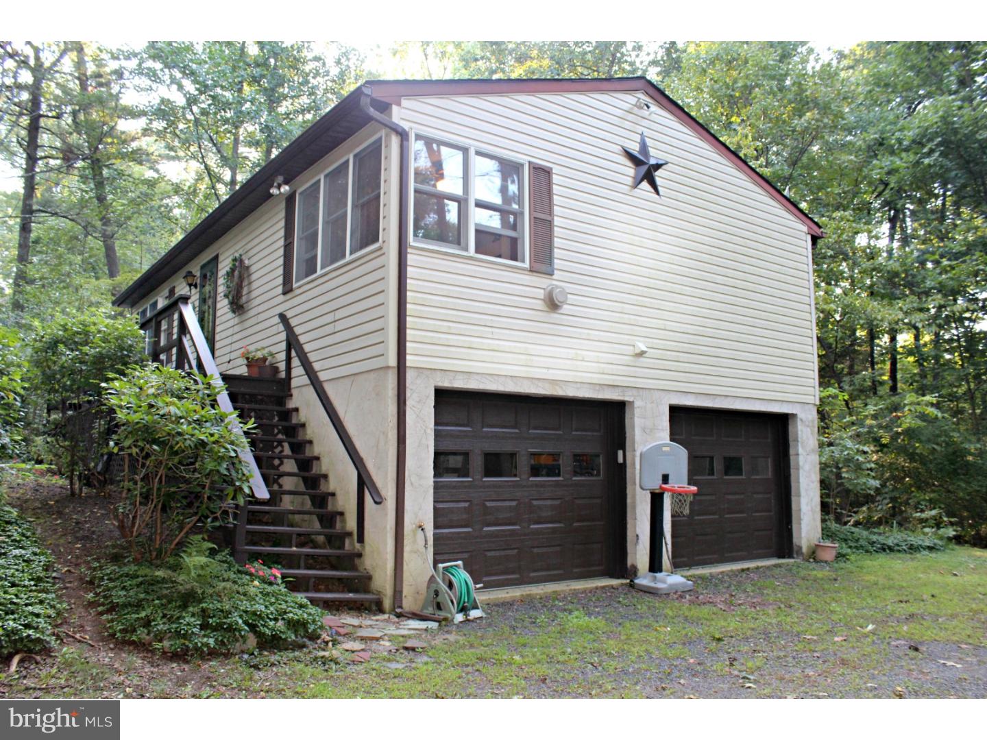 2253 Broomstick Road Green Lane, PA 18054 - Photo 2 of 22 Gallery Image 2