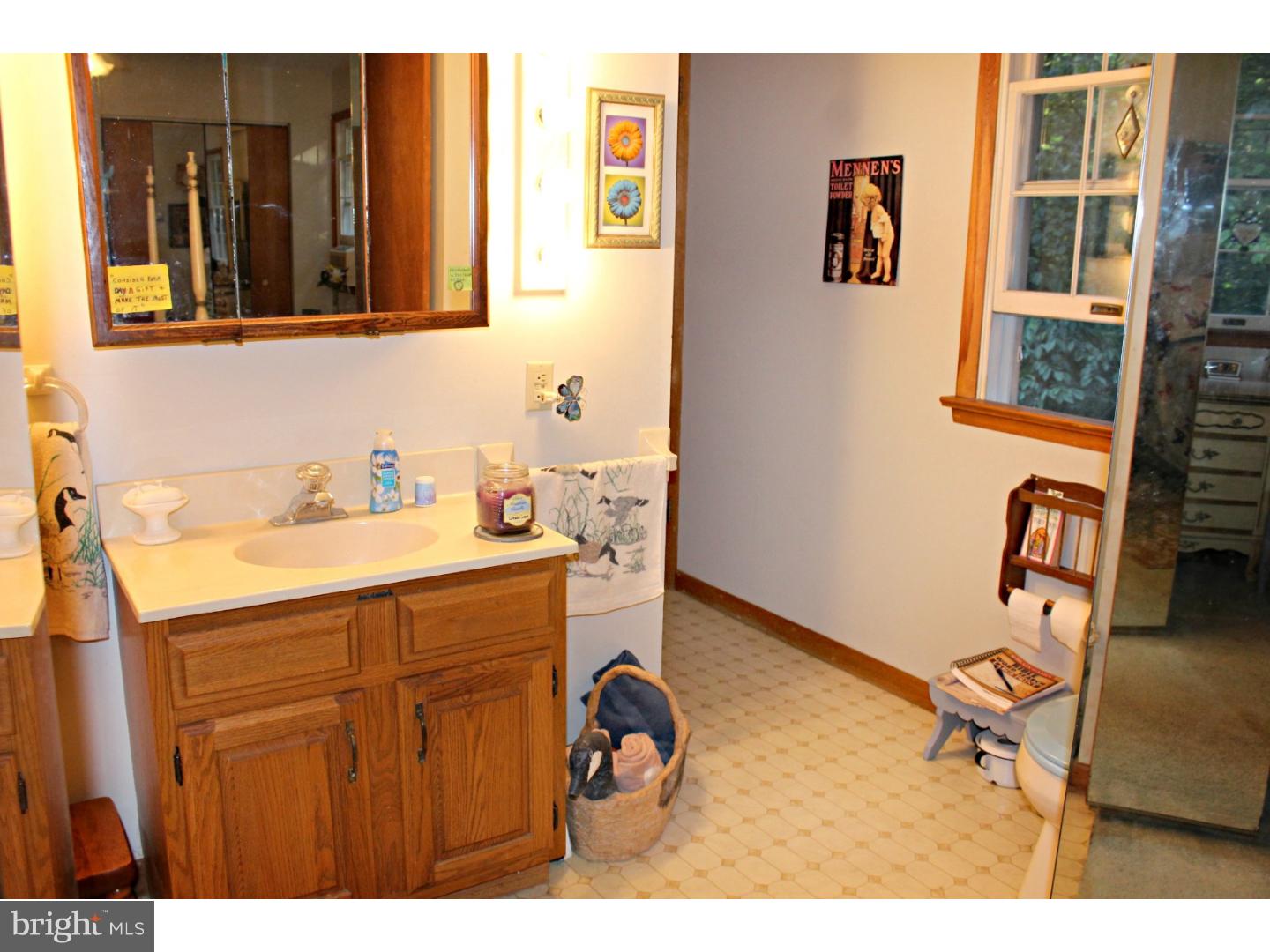 2253 Broomstick Road Green Lane, PA 18054 - Photo 18 of 22 Gallery Image 18