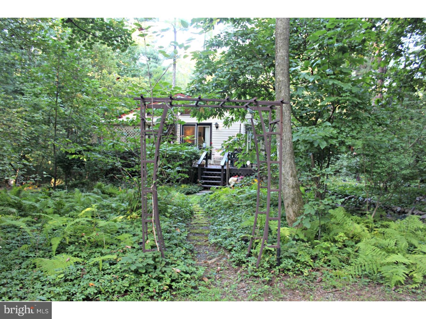 2253 Broomstick Road Green Lane, PA 18054 - Photo 6 of 22 Gallery Image 6