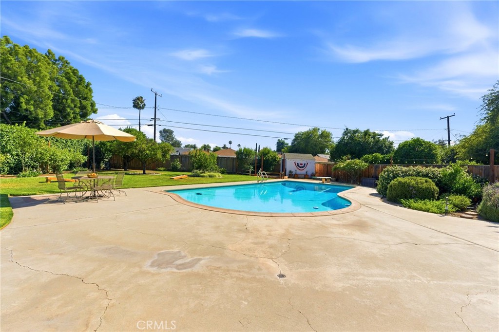4374 Ramona Drive Riverside, CA 92506 - Photo 44 of 54