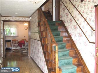547 Cassingham Road Fairless Hills, PA 19030 - Photo 3 of 10 Foyer
