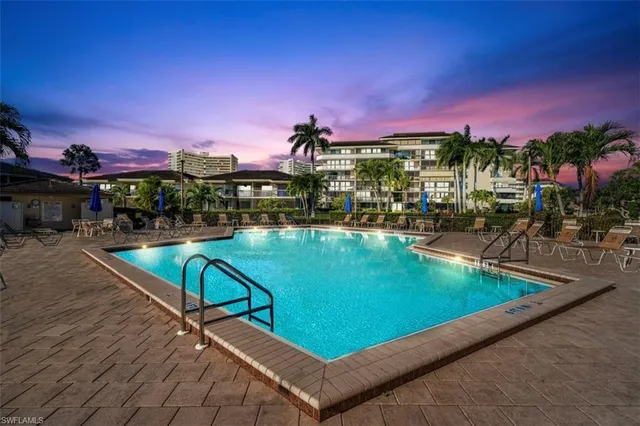 $545,000 | 651 Seaview Court, Unit B206, Marco Island, FL 34145