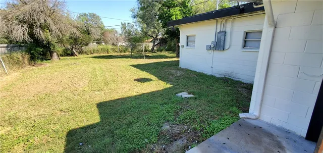 $2,100 | 428 West Ave A, Kingsville, TX 78363