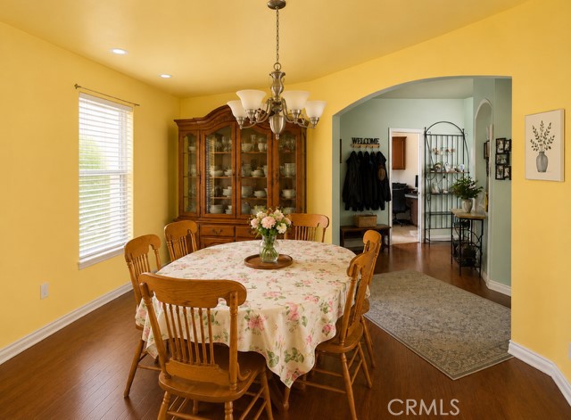 28820 Memory Winchester, CA 92596 - Photo 3 of 18 a dining room with furniture and window