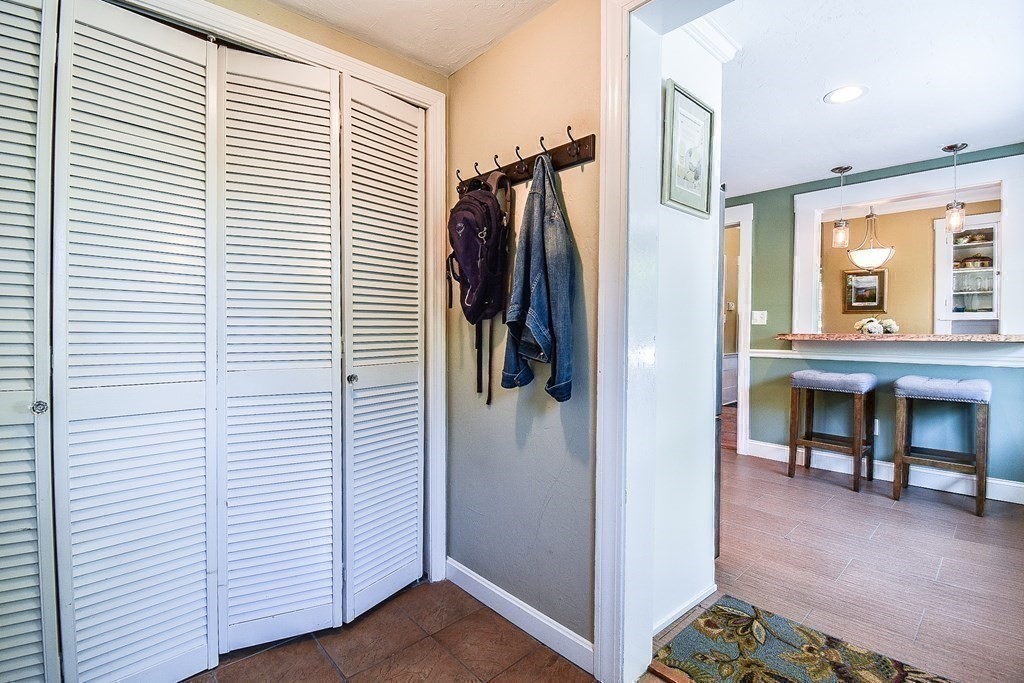 22 Brick Kiln Road Chelmsford, MA 01824 - Photo 7 of 37 Gallery Image 7
