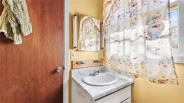 $225,000 | 6902 Blacks Bluff Road Southwest, Cave Spring, GA 30124