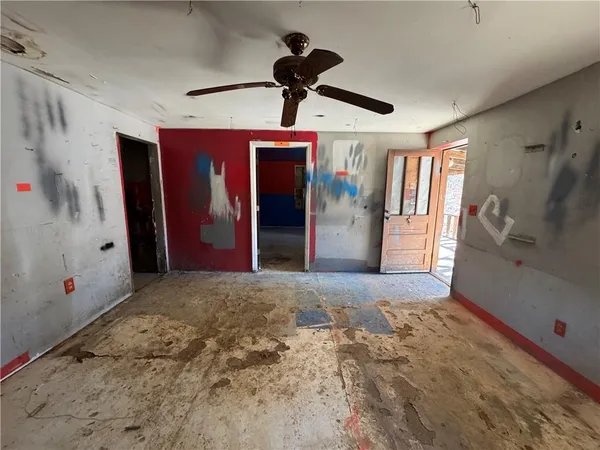$225,000 | 6902 Blacks Bluff Road Southwest, Cave Spring, GA 30124