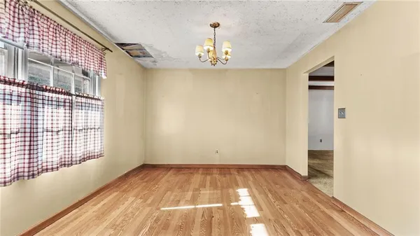 $225,000 | 6902 Blacks Bluff Road Southwest, Cave Spring, GA 30124