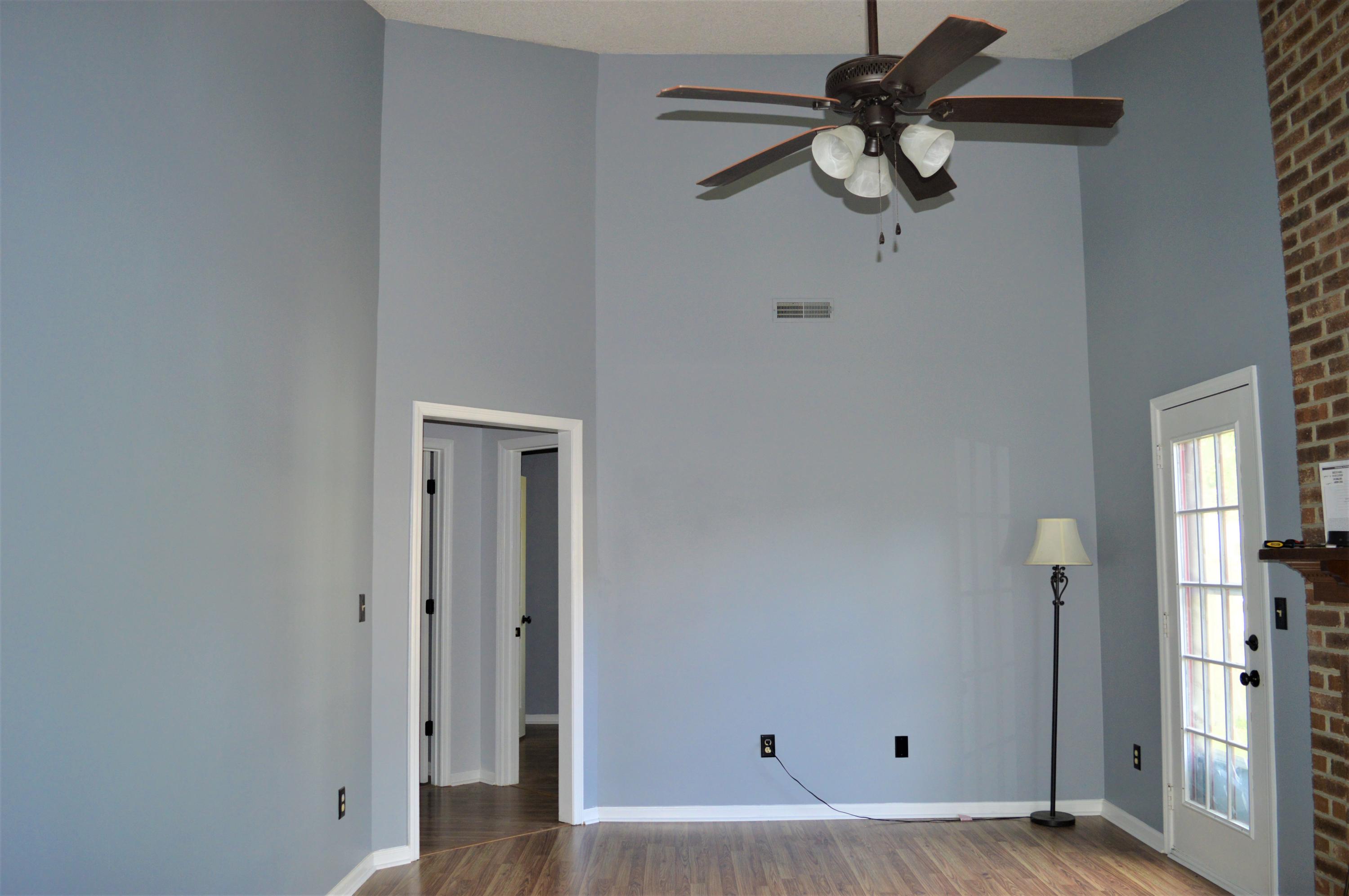 410 Hamlet Road Summerville, SC 29485 - Photo 2 of 15 DSC_0432 (2)