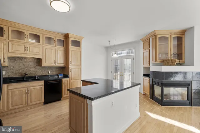 $840,000 | 10505 Captain John Smith Court, Fairfax, VA 22030