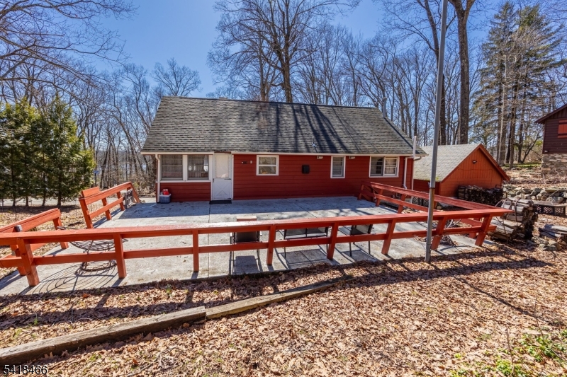 19 Amicalola Road Vernon, NJ 07422 - Photo 16 of 30