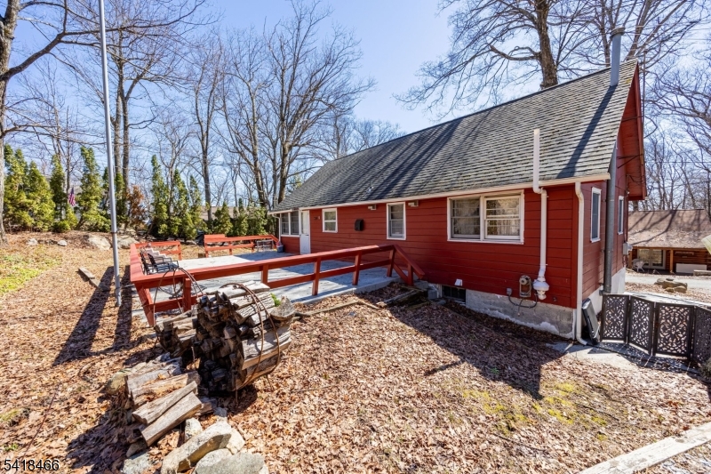 19 Amicalola Road Vernon, NJ 07422 - Photo 17 of 30