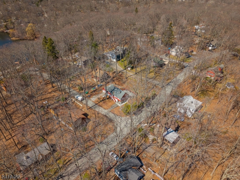 19 Amicalola Road Vernon, NJ 07422 - Photo 23 of 30