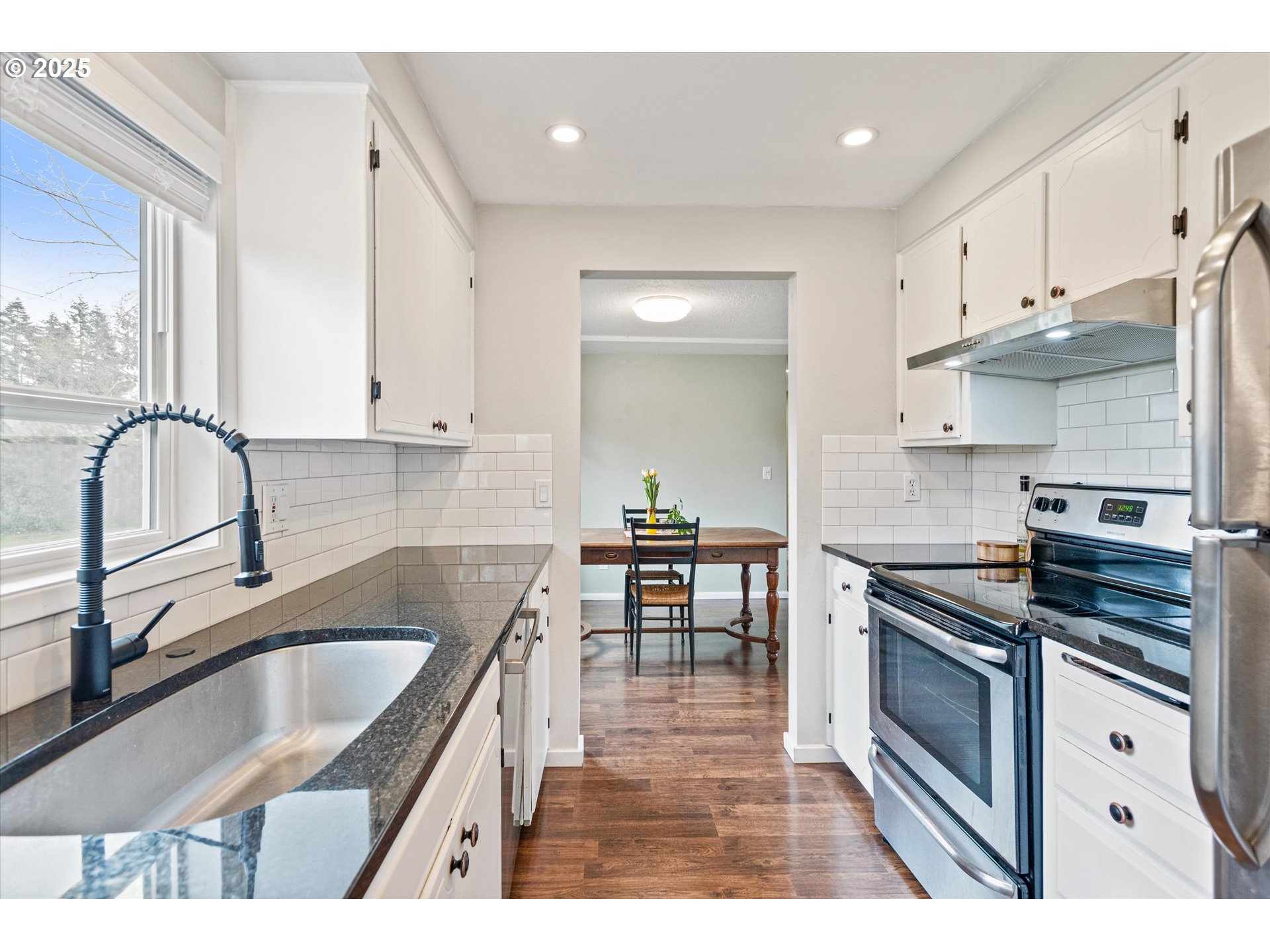 13465 Southwest Aragon Street Beaverton, OR 97005 - Photo 16 of 41 Gallery Image 16