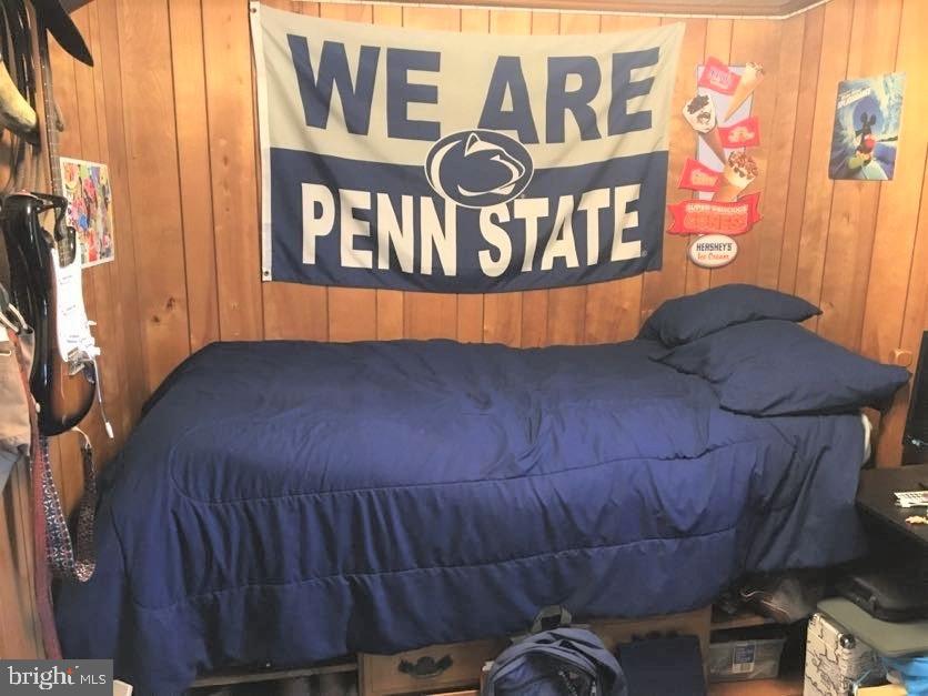 227 Mill Road Morgantown, PA 19543 - Photo 26 of 36 Main House Bedroom