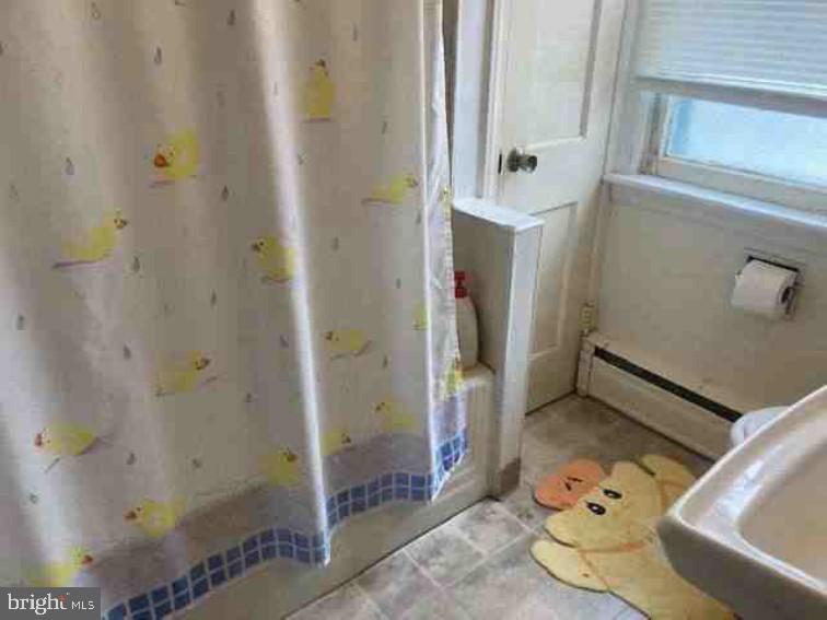 227 Mill Road Morgantown, PA 19543 - Photo 29 of 36 Main House Bathroom