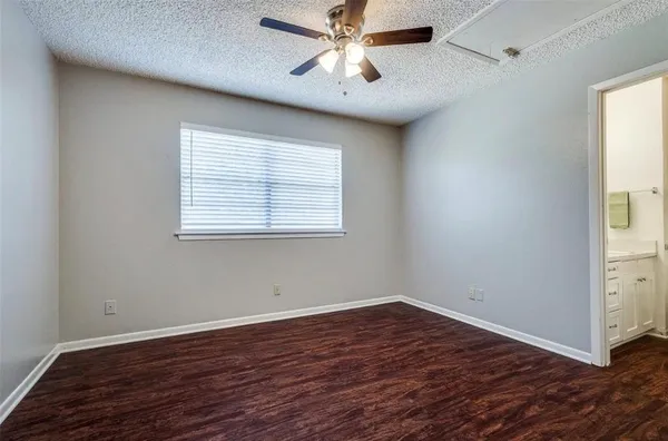 $1,250 | 627 Texas Street, Denton, TX 76209