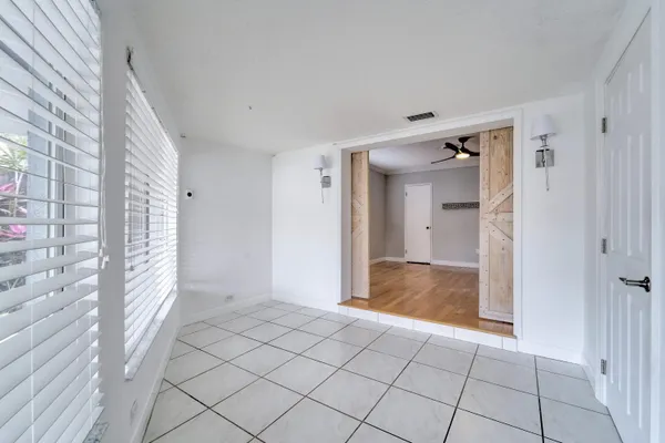 $999,999 | 270 Southeast 3rd Avenue, Pompano Beach, FL 33060