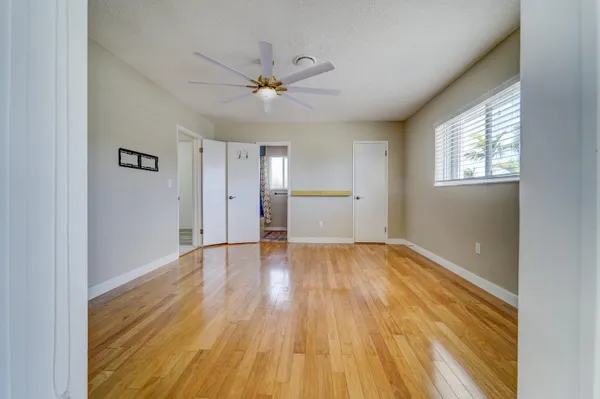 $999,999 | 270 Southeast 3rd Avenue, Pompano Beach, FL 33060