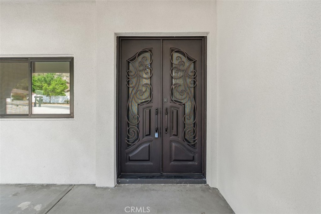 4477-4479 Gilchrist Drive Riverside, CA 92505 - Photo 3 of 33