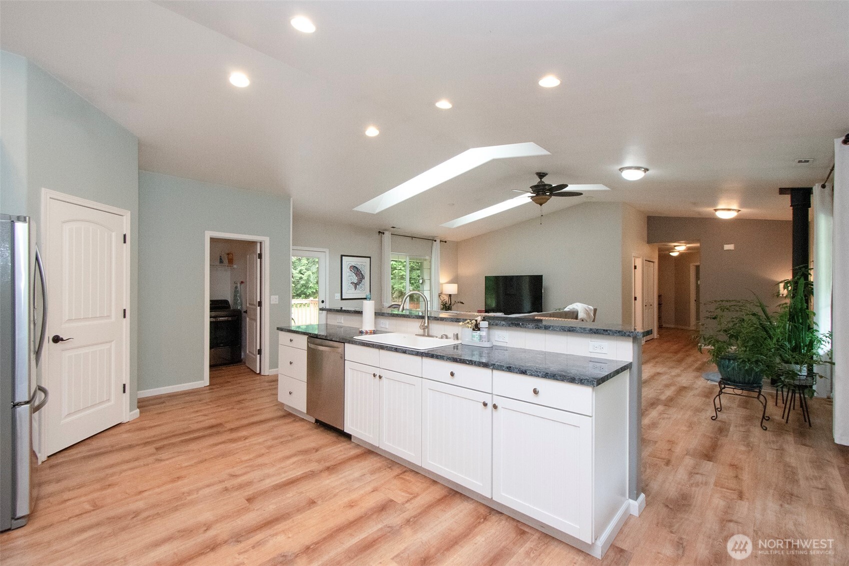 364 Amarillo Road Port Angeles, WA 98362 - Photo 10 of 40 Gallery Image 10