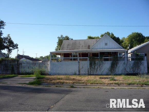 1716 1716-street Springfield, IL 62703 - Photo 1 of 2 Gallery Image 1