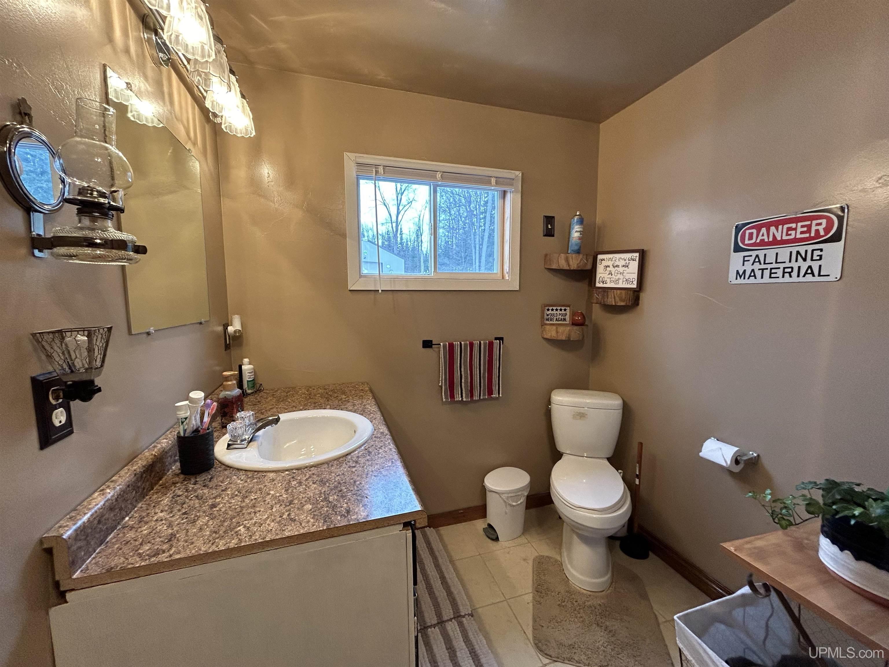 4620 County Rd Cove Champion, MI 49814 - Photo 13 of 32