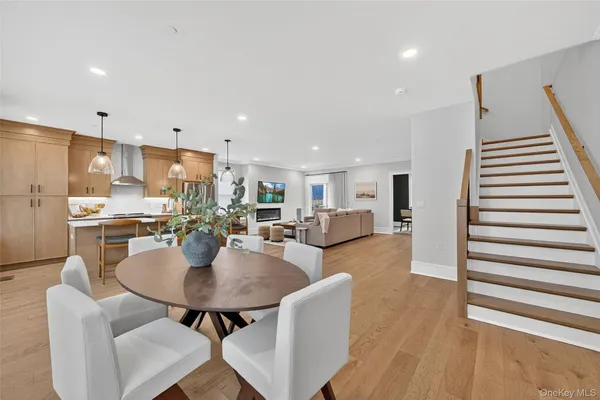 $1,038,450 | 1829 Soundview Court, Yorktown Heights, NY 10598