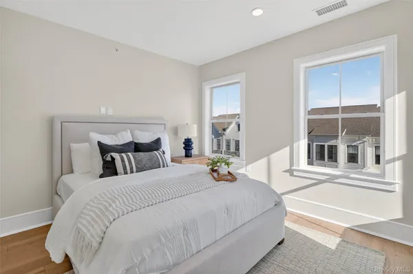 $1,038,450 | 1829 Soundview Court, Yorktown Heights, NY 10598