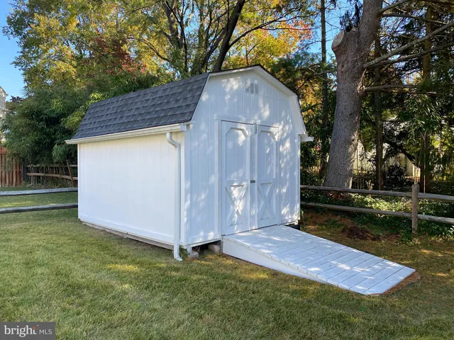 $519,500 | 7733 Aragorn Court, Hanover, MD 21076