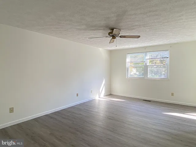 $519,500 | 7733 Aragorn Court, Hanover, MD 21076