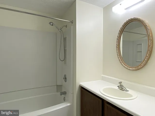 $519,500 | 7733 Aragorn Court, Hanover, MD 21076