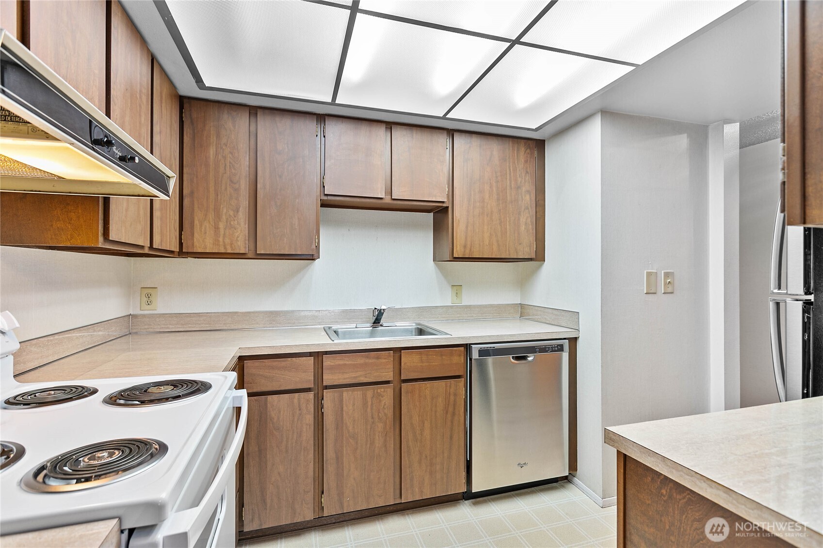 600 South State Street, Unit 208 Bellingham, WA 98225 - Photo 13 of 34 Gallery Image 13