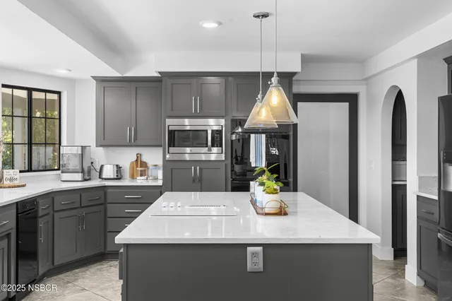 $1,899,000 | 5750 Robin Court, Santa Maria, CA 93455