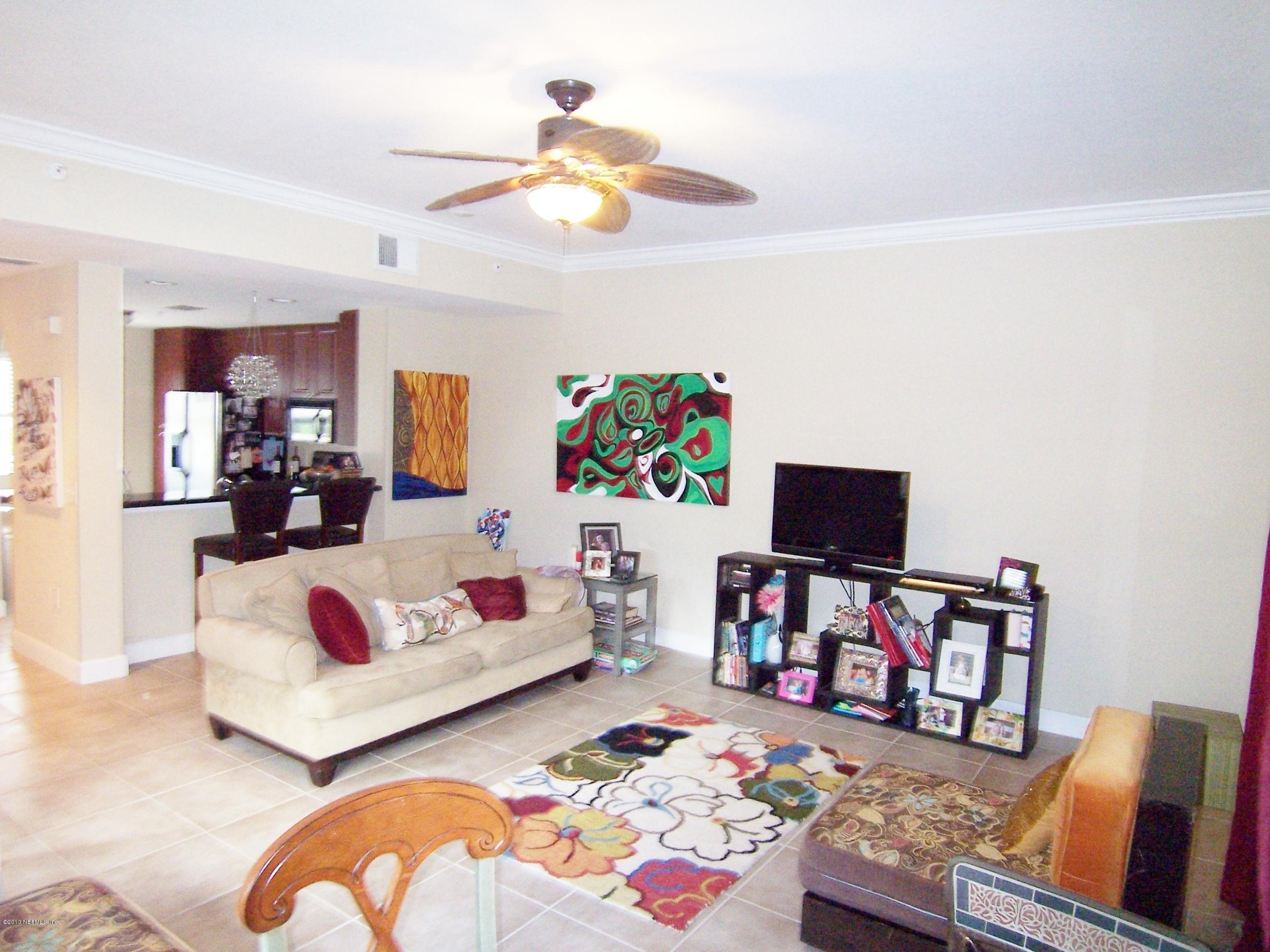 9745 Touchton Road, Unit 930 Jacksonville, FL 32246 - Photo 5 of 27 Family Room to Kitchen View