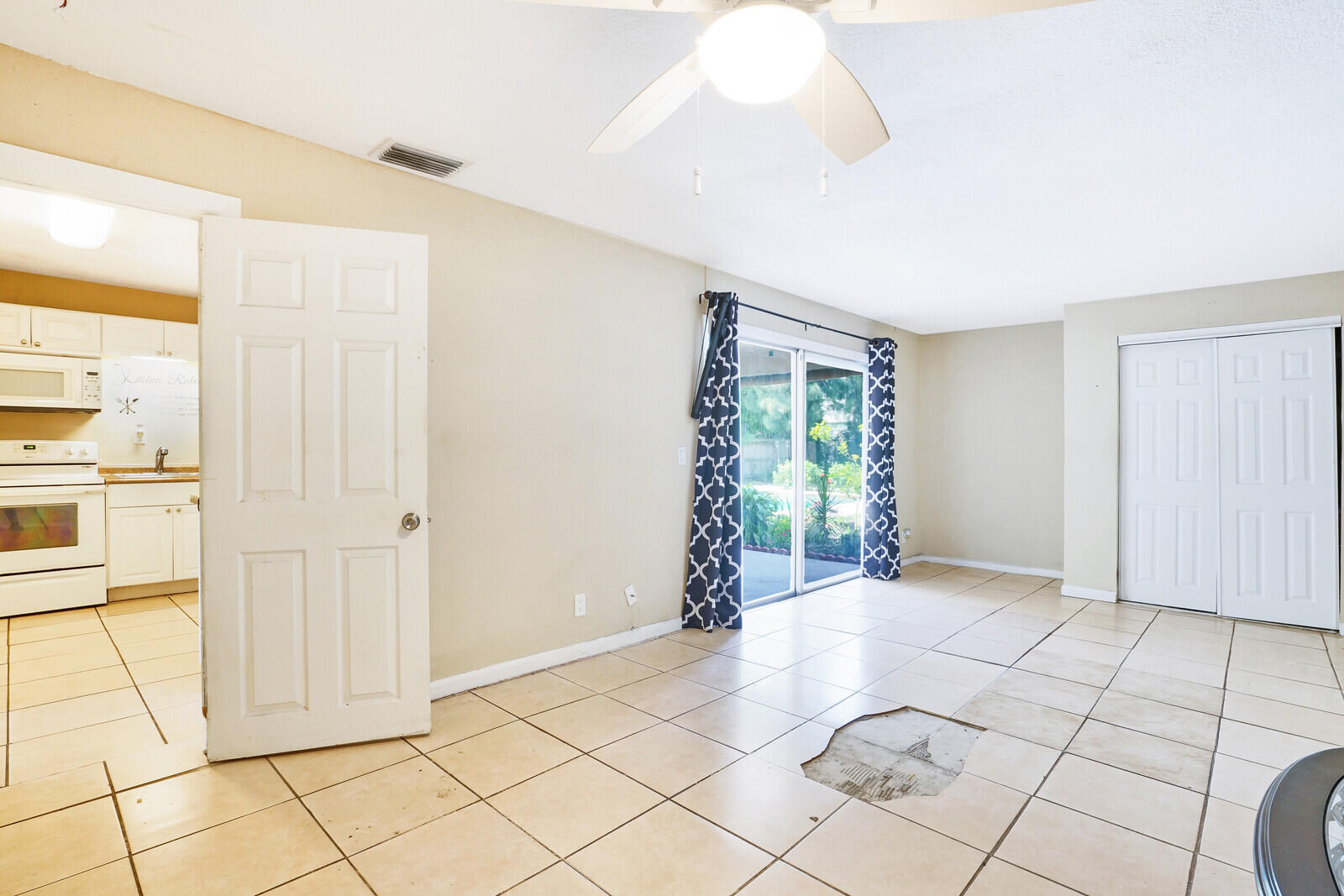 937 South Ridge Street Lake Worth Beach, FL 33460 - Photo 12 of 29 Bedroom