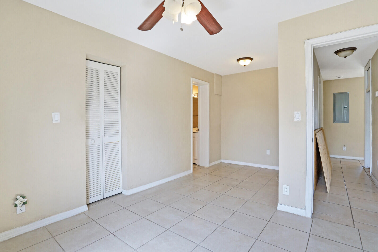 937 South Ridge Street Lake Worth Beach, FL 33460 - Photo 15 of 29 Bedroom