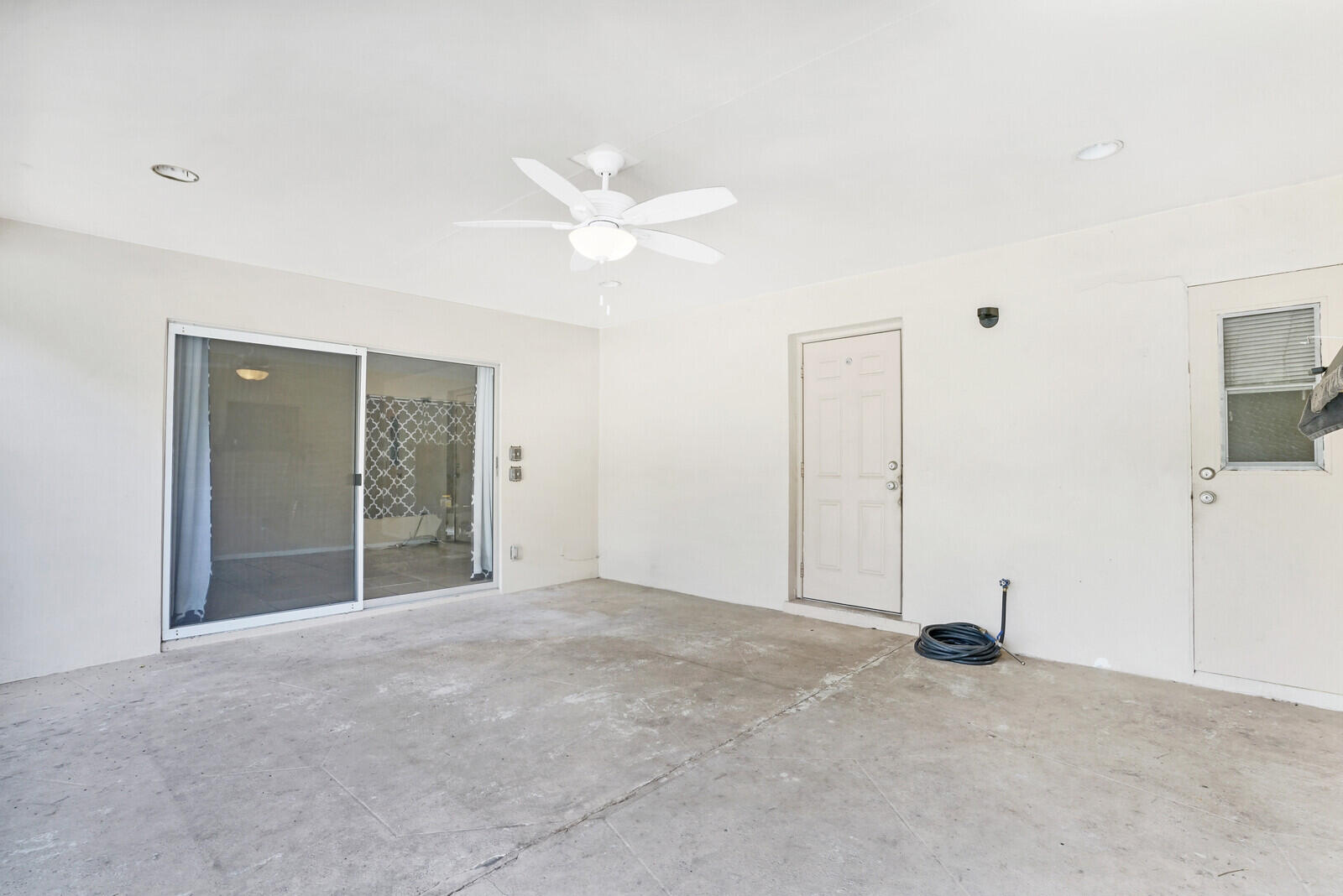 937 South Ridge Street Lake Worth Beach, FL 33460 - Photo 22 of 29 Patio