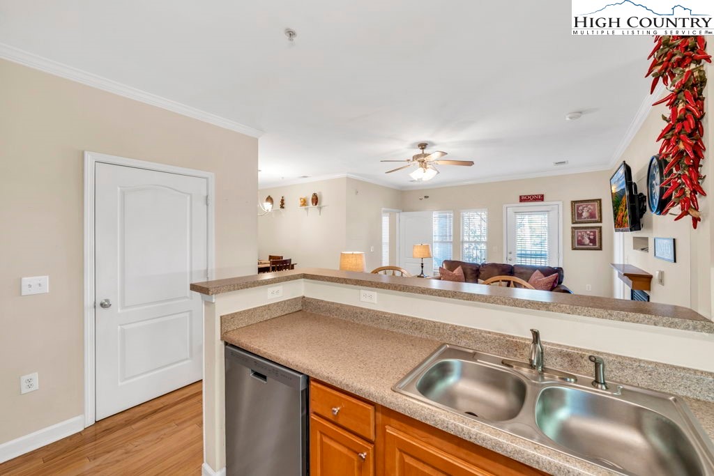 188 Cecil Miller Road, Unit 103 Boone, NC 28607 - Photo 15 of 40