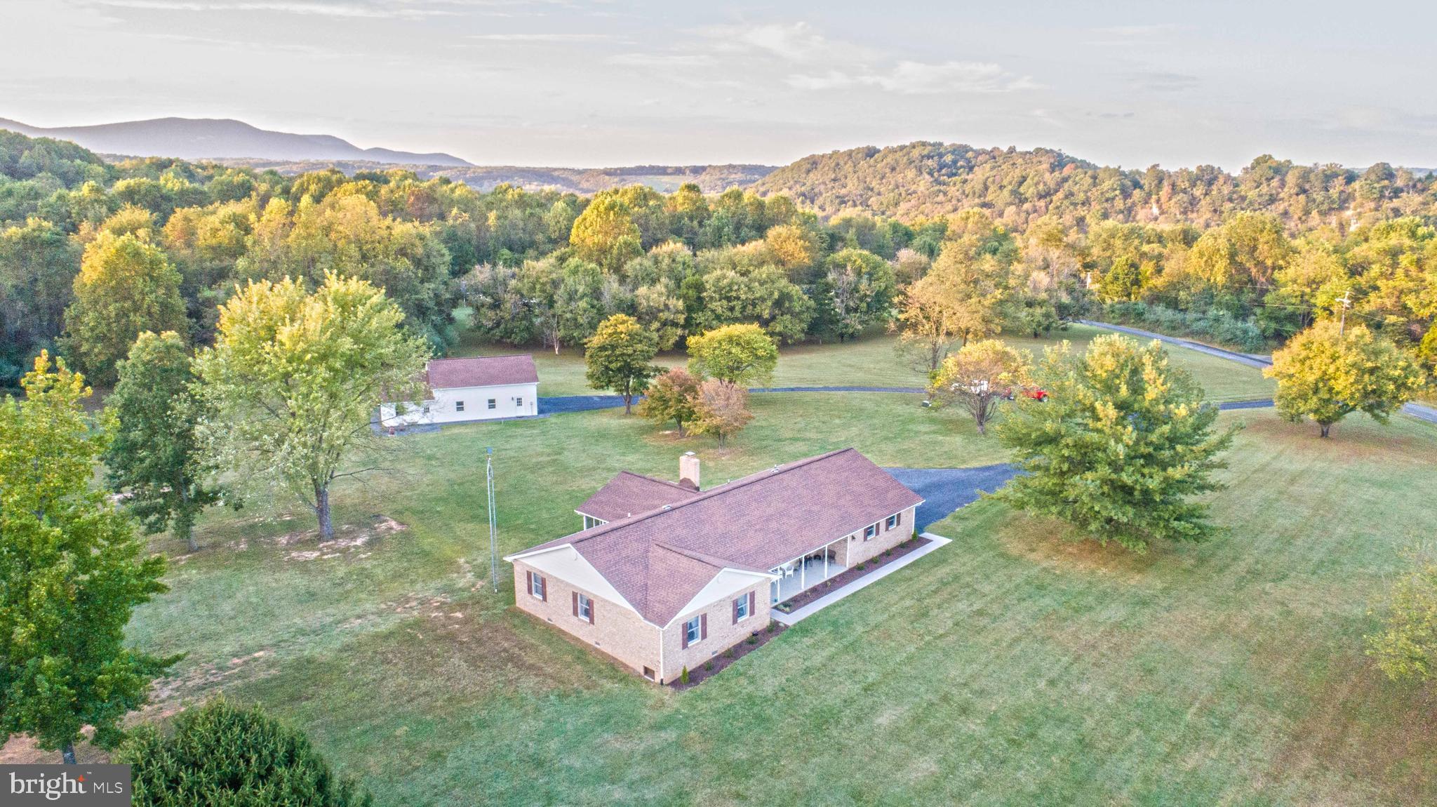 568 Stoney Bottom Road Front Royal, VA 22630 - Photo 4 of 67 Gallery Image 4