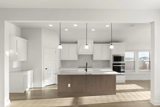 $444,900 | 1329 Promised Land Road, Hewitt, TX 76643