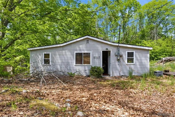 $86,000 | 5842 Woodland Drive, Lake, MI 48632