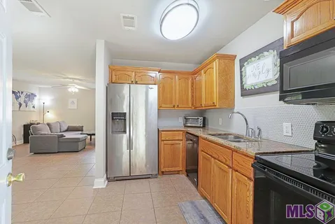 $172,500 | 30678 Anderson Drive, Denham Springs, LA 70726